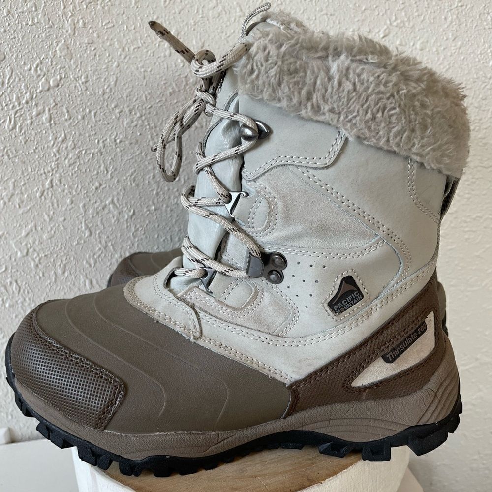 Pacific Mountain Women's Steppe Water-Resistant Winter Fashion Snow Boots Size 4